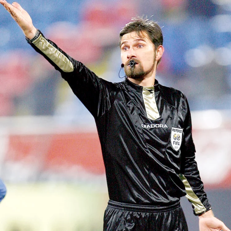 FOTBAL: Alexandru Tudor arbitrează meciul St Etienne - Werder