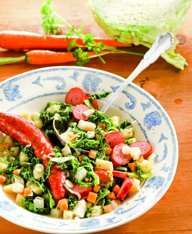 Tocăniţă de varză cu cartofi