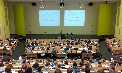 studenti facultate pixabay jpeg
