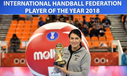 neagu cristina titlu jucatoarea anului 2018 ihf01 jpeg