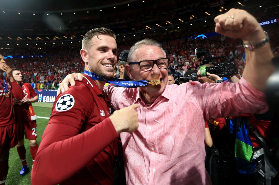 Henderson, alaturi de tatal lui