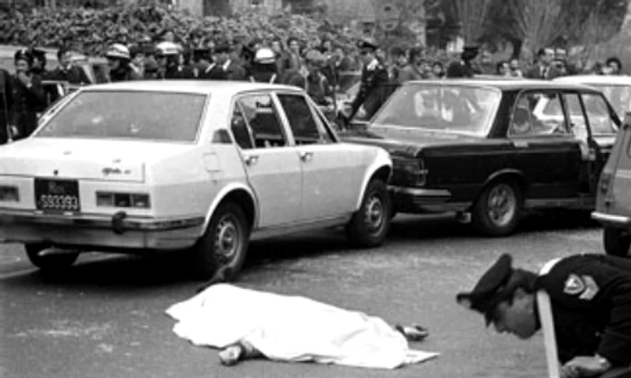Cadavrul lui Moro FOTO Amintiri din comunism