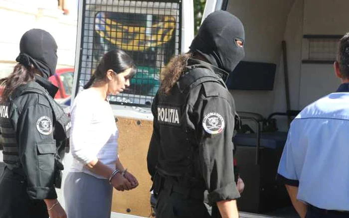 Femeia  a pus  bazele unei adevărate reţele de prostituţie 