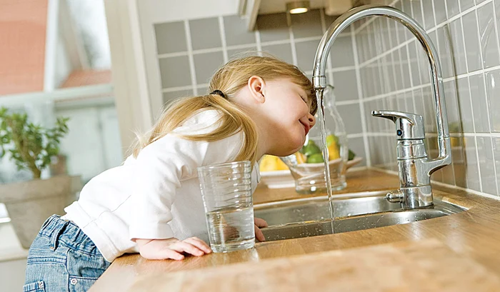 Apa Nova a scumpit apa de 15 ori, din 2000 până în prezent