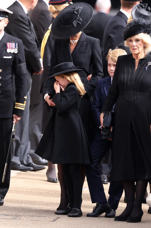 Printesa Charlotte plange la funeraliile reginei Elisabeta Foto Gettyimages (2) jpg