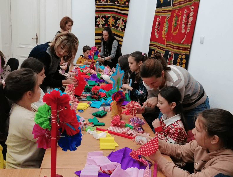 Atelier de mărțișoare la Muzeul Județean Olt. Când se deschide, cât e taxa