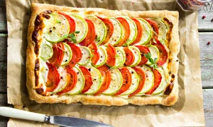 Tarta cu legume  Sursa foto shutterstock 1980800048 jpg