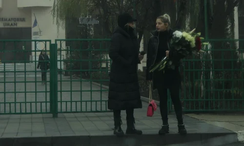 Katarina Dyer, fiica solistă a Petruţei jpeg