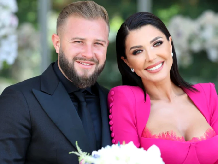 Cât de bine seamănă băiețelul Ilincăi Vandici cu tatăl lui Foto: Instagram