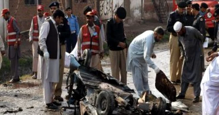 Pakistan: Trei morţi şi cinci răniţi după un atac sinucigaş din Peshawar