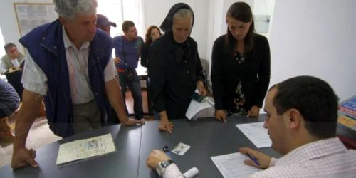 Numărul sibienilor fără acte depăşeşte cifra de 10.000 de persoane.