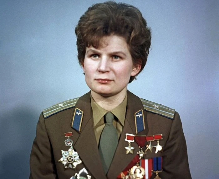 1 femeie saptiu jpg jpeg