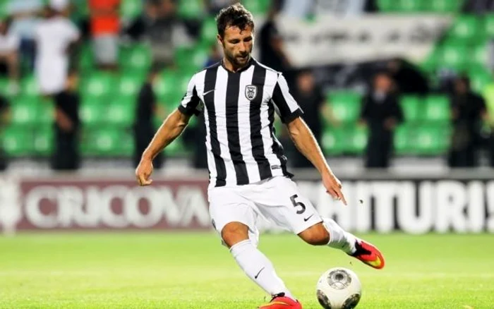 
    Internaţionalul român a rămas fără echipă tocmai când se credea bătut în cuie la greciFoto Click!  