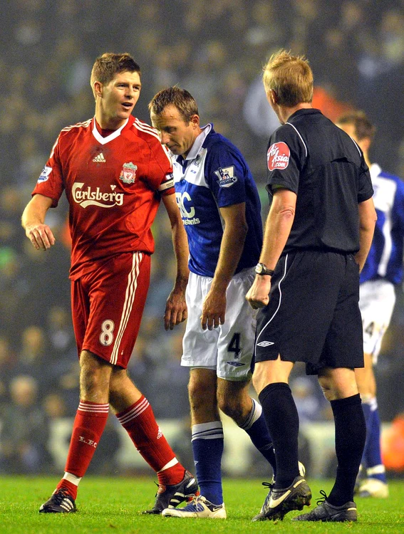 
    Golul lui Gerrard nu a fost suficient pentru a aduce victoria echipei sale  