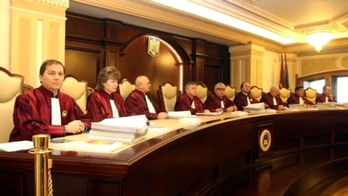 Judecătorii curții trebuie să decidă dacă este constituțional ca un primar să fie ales cu mai puțin de jumătate din voturile alegătorilor