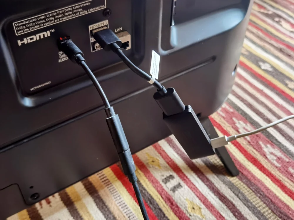 realme 4K Smart Google TV Stick FOTO Adrian Pogîngeanu