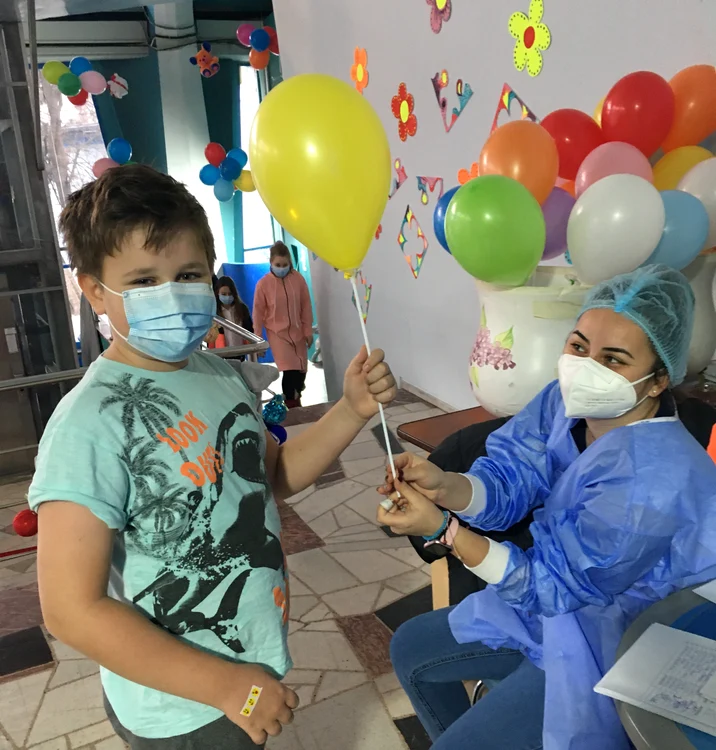 La sfârșit, a primit un balon și o bulină