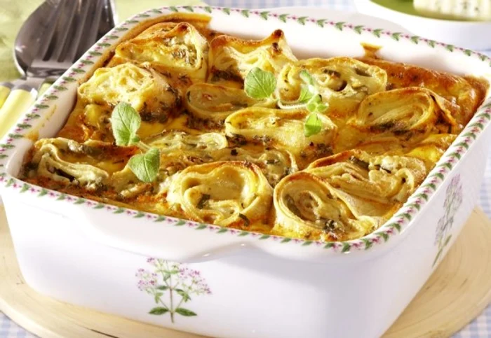 
    Dupa clatitele cu ciocolata, cele cu branza sunt un adevarat deliciu.clickpoftabuna.ro  