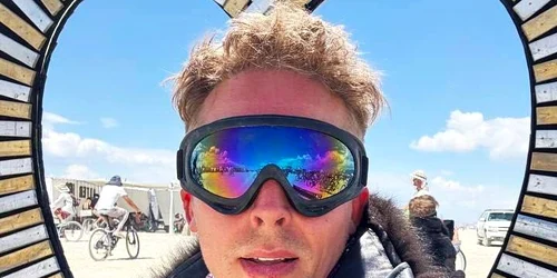 Bărbat rus gasit mort la festivalul Burning man jpg