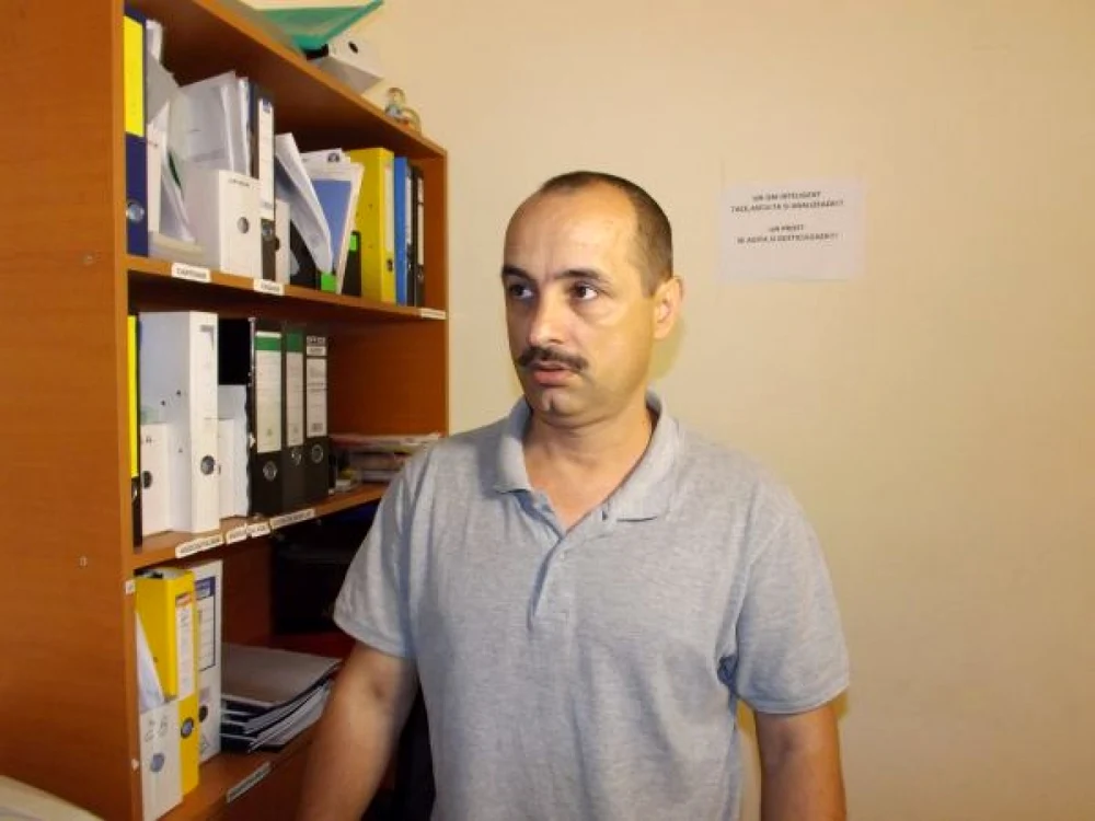 Gheorghe Predescu, administratorul mai multor asociaţii de proprietari din Turnu Severin FOTO Corina Macavei