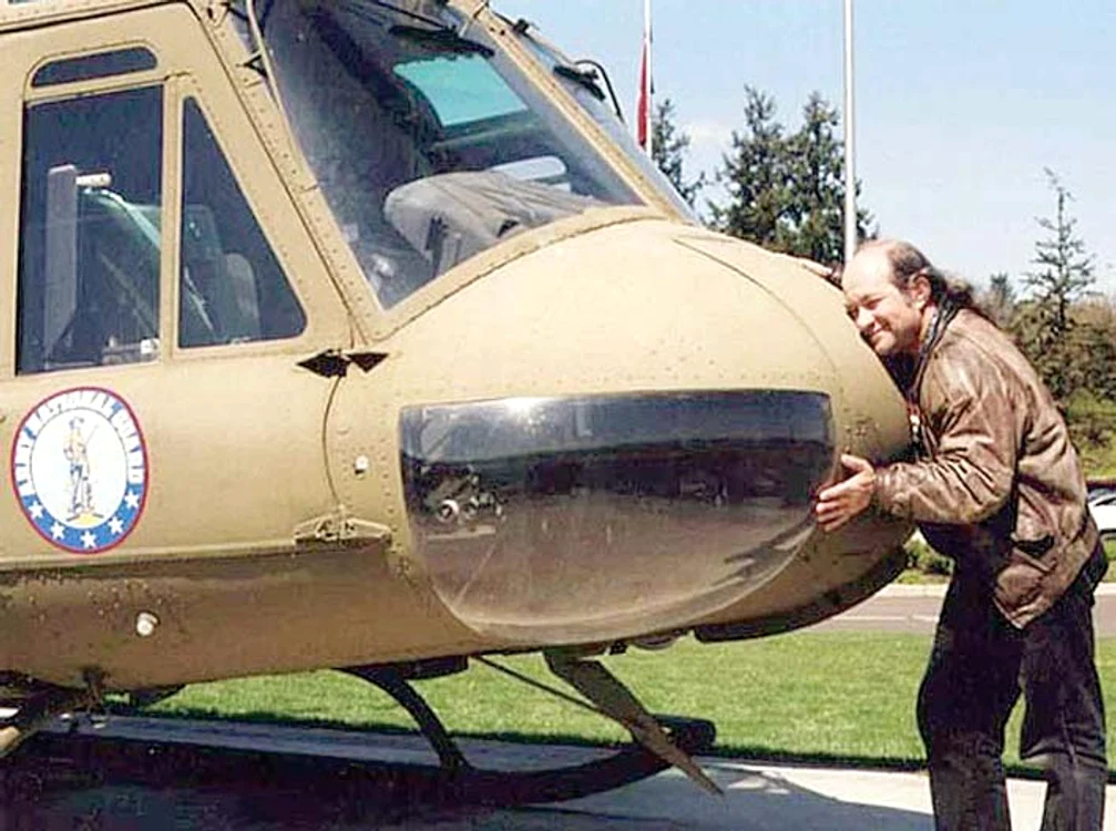 A încercat să facă sex şi cu un elicopter