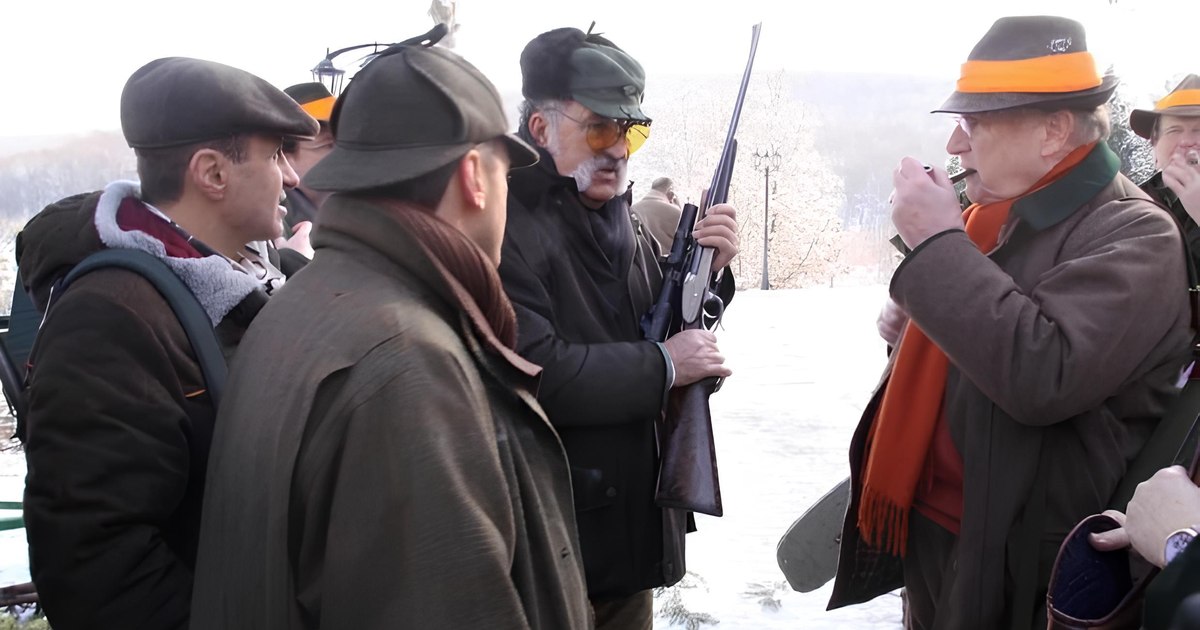 Ion Țiriac a dezvăluit câți elefanți a împușcat în cariera sa de vânător. „Unul era atât de bătrân că îi ajungeau colții la pământ”