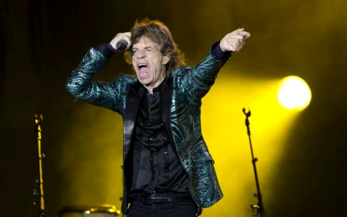 Mick Jagger de la Rolling Stones cantă pe stadionul Bobby Dodd din campusul Georgia Tech în Atlanta Georgia FOTO AP