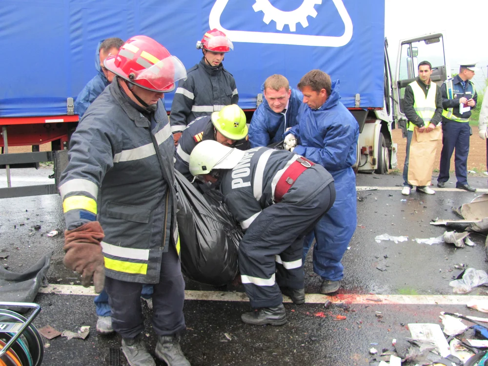Cinci bărbaţi au decedat în accident