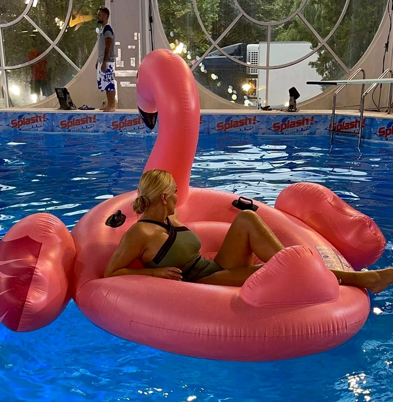 vica blochina sexy 