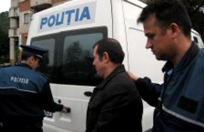 Francisc Bancsa vrea să scape din arestul Poliției Reșița.