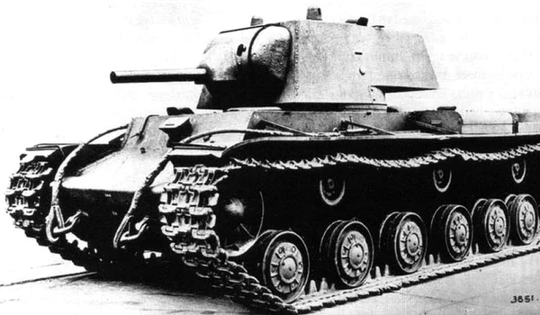 Tanc sovietic model KV-1 (foto: Wikimedia Commons)