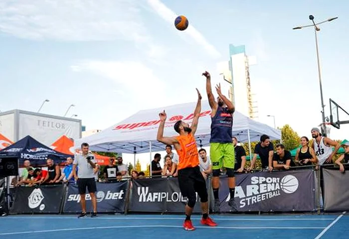 
    Meciurile din turneul 3x3 de la Ploiești au fost spectaculoase  