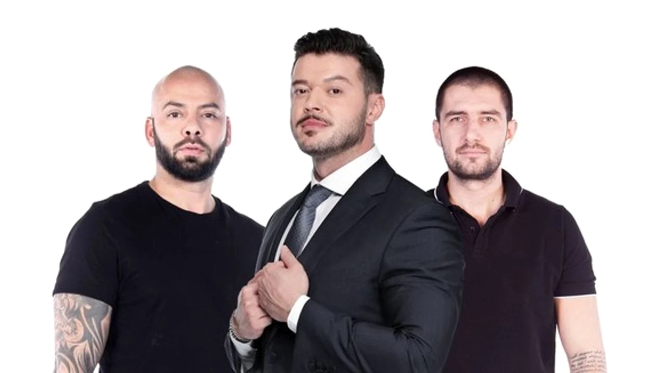 
    Cei trei prezintă emisiunea "Vulturii de noapte", la Kanal D  