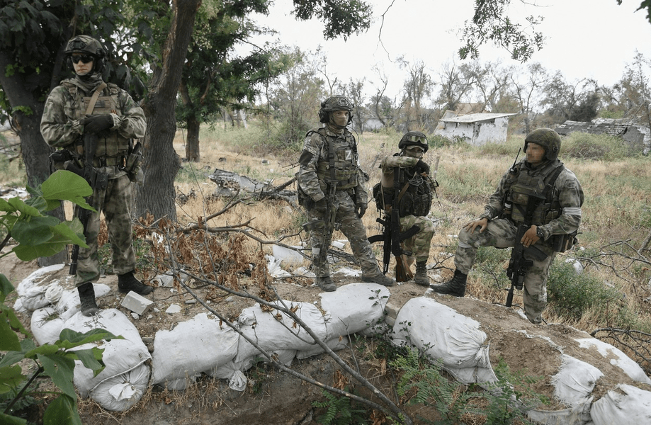 Serviciile secrete britanice: Trupele ruse își pierd încrederea în conducerea lor militară