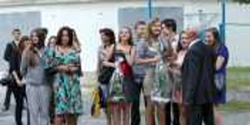 Elevele spun că se simt confortabil în hainele care le poartă