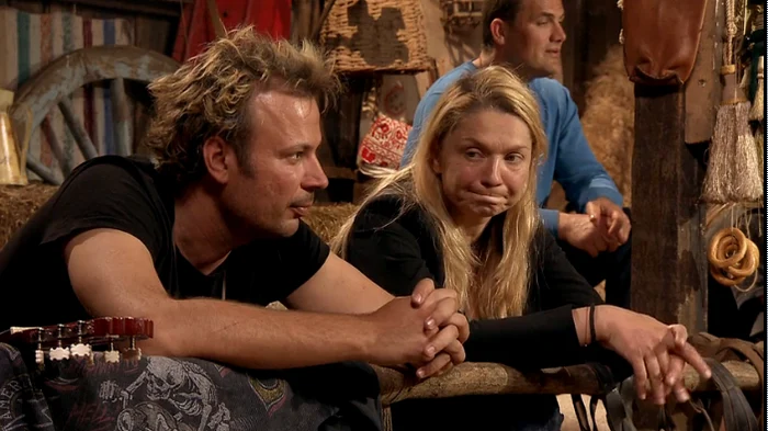 
    Aliante „Ferma Vedetelor”: Vica Blochina, susținută de echipa ei la duelFoto: Captură video  