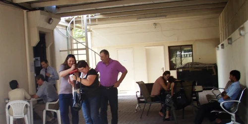 Români din diaspora la vot. Consulatul român din Dubai Foto Alexandra Ghinea