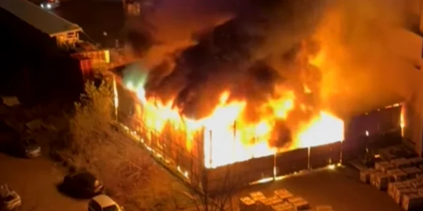 incendiu la iulius mall cluj png