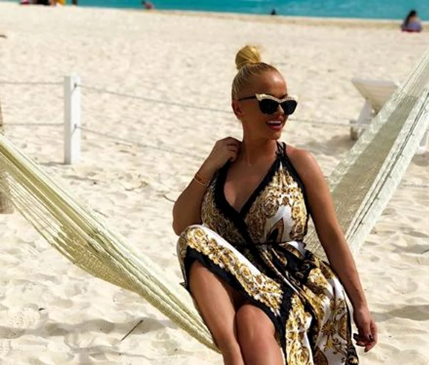 
    Cum arată Anda Adam în costum de baie, la aproape 40 de aniFoto Instagram  