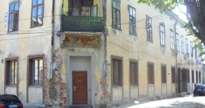 Turnu Severin: Prostituate de lux la Hanul Roșu