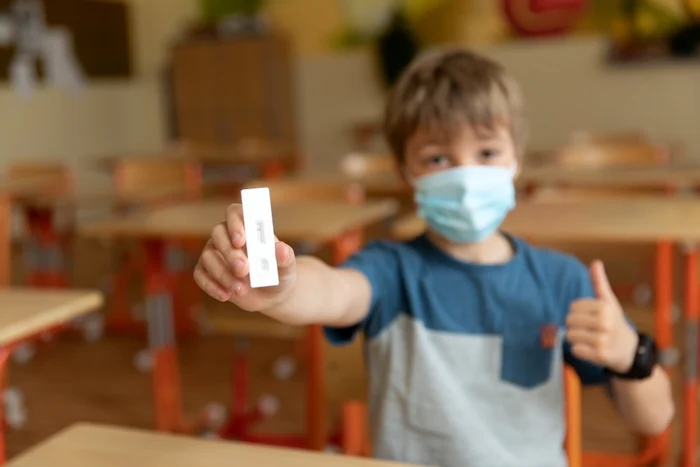 
    Elevii ar trebui testați săptămânalFoto: Shutterstock  