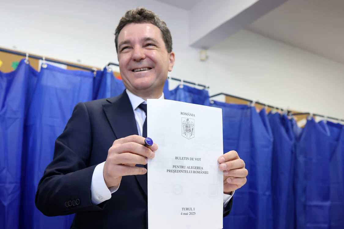 Nicușor Dan a votat FOTO INQUAM PHOTOS/ George Călin