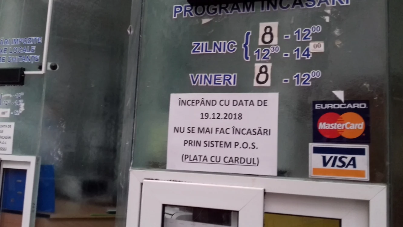 Anunţul postat la ghişeul Primărie Focşani