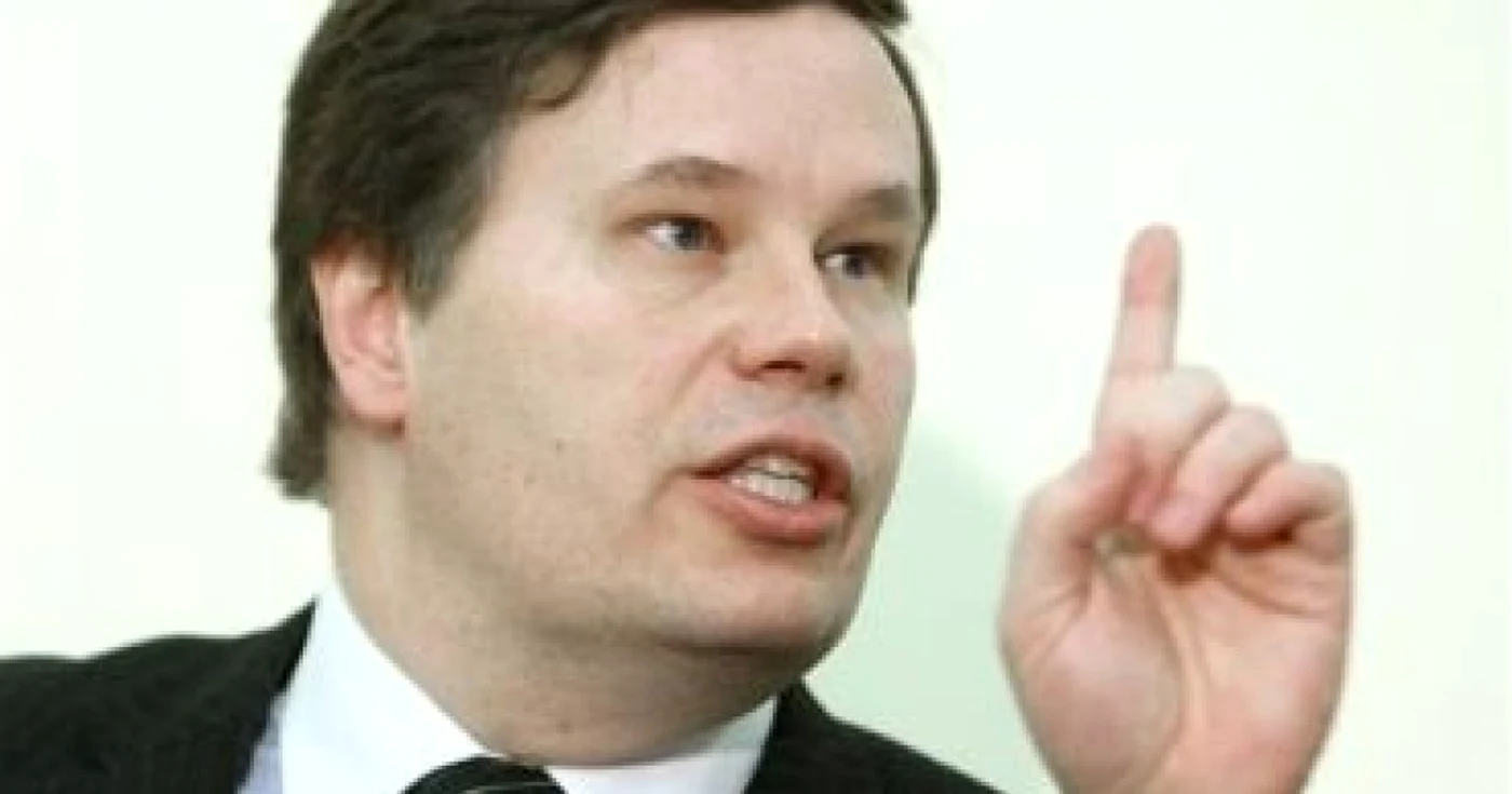 Care sunt consecinţele amânării celei de-a treia tranşe de la FMI