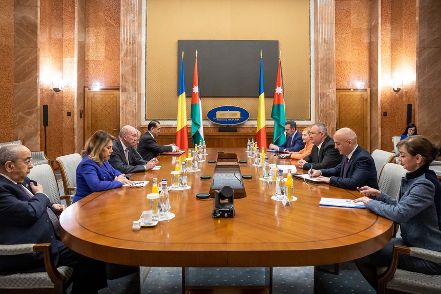 Ciucă, întâlnire cu președintele Senatului Regatului Hașemit al Iordaniei. Discuții despre dezvoltarea relațiilor bilaterale