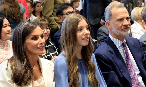 Regina Letizia, Infanta Sofia si Regele Felipe GettyImages 1492368713 jpg