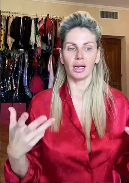 Andreea Bănică nemachiată