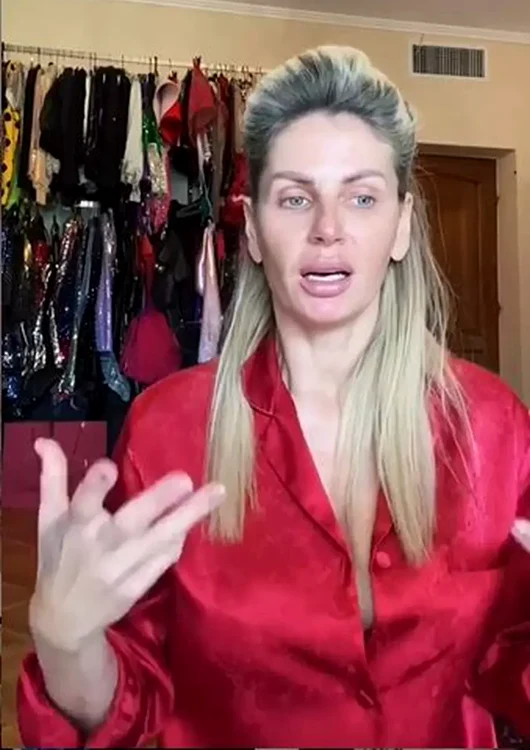 Andreea Bănică nemachiată