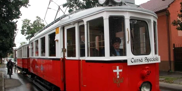 Tramvai de epoca
