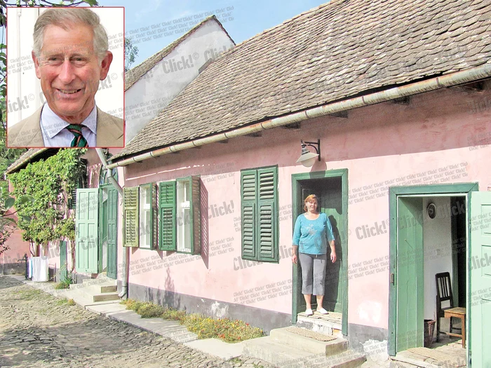 
    Casele se află în  comuna Mălâncrav,  la 80 km de Sibiu  